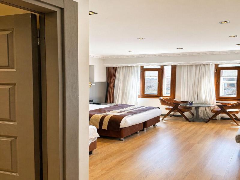 The Peraport Hotel image