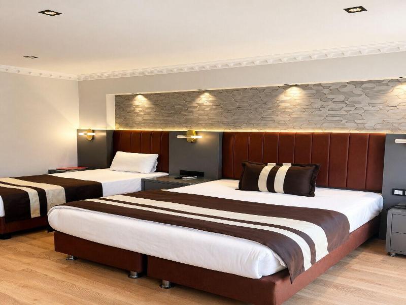 The Peraport Hotel image