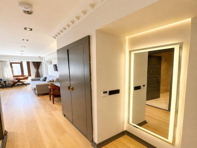 The Peraport Hotel image