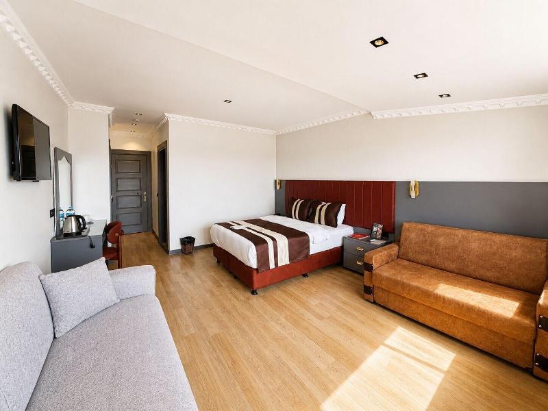 The Peraport Hotel image