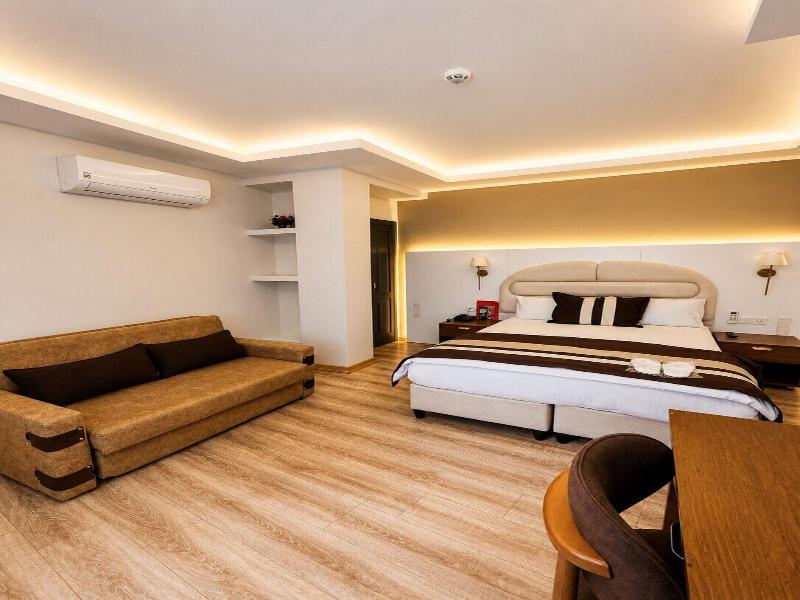 The Peraport Hotel image