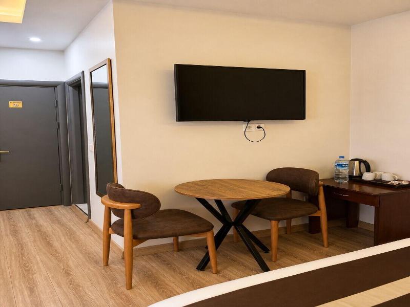 The Peraport Hotel image