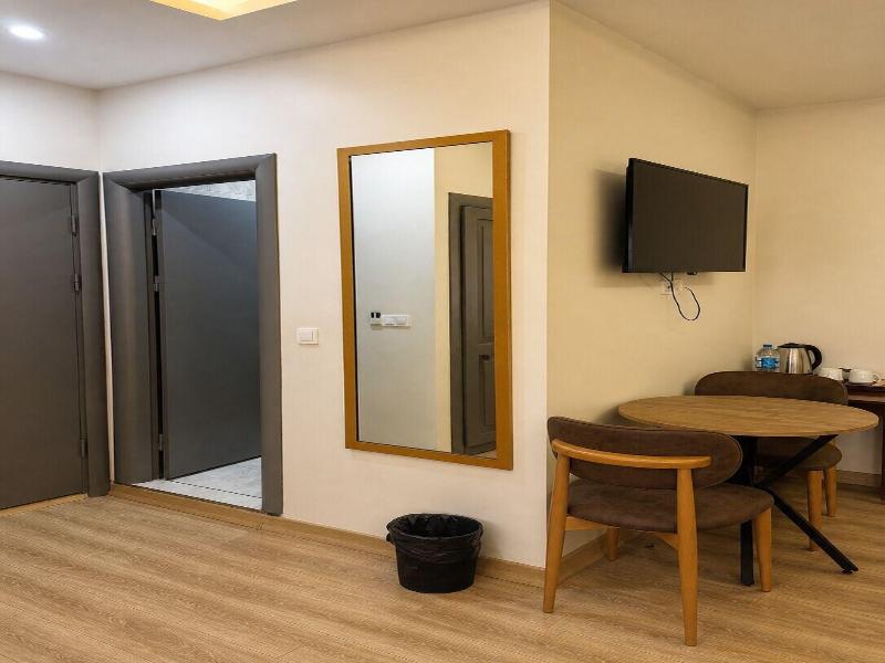 The Peraport Hotel image