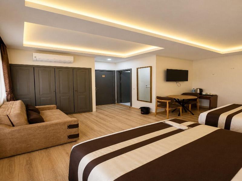 The Peraport Hotel image