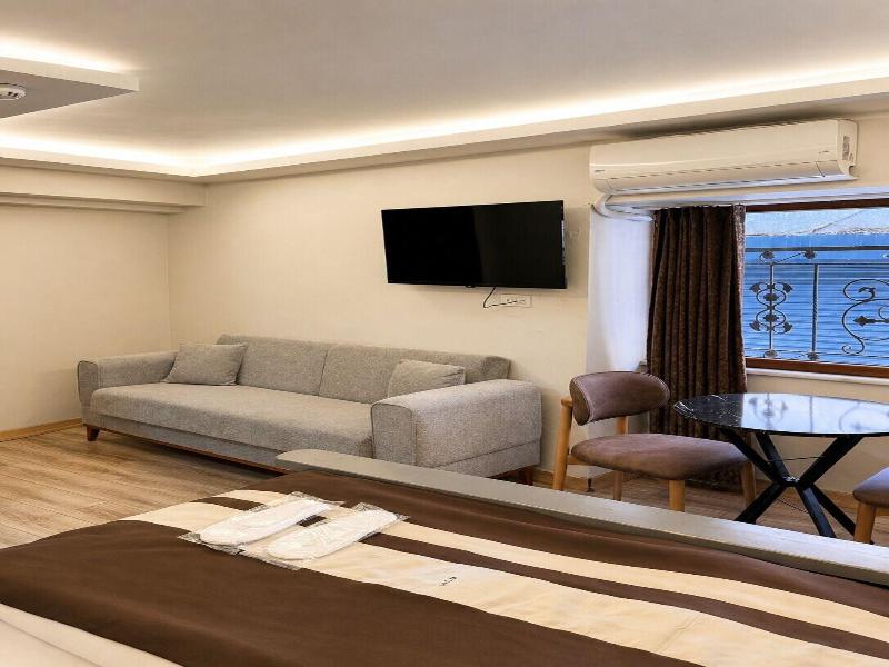 The Peraport Hotel image