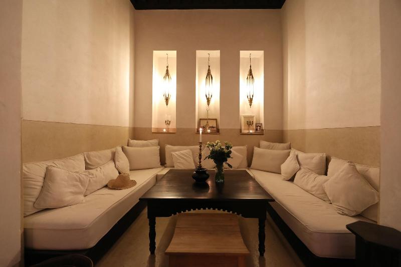 Riad Azzouna 13 image