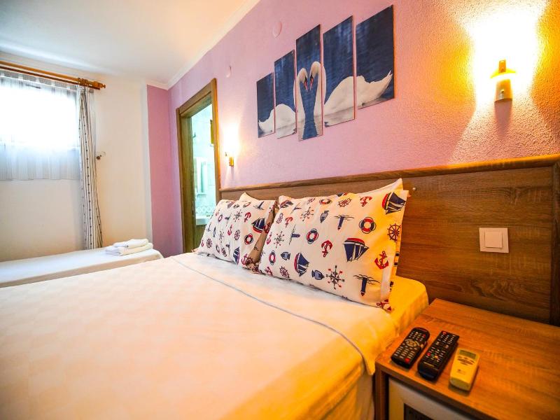 Bozcaada Hotel Vitis image