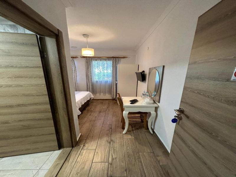 Bozcaada Hotel Vitis image