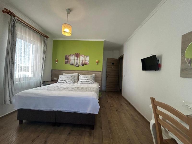 Bozcaada Hotel Vitis image