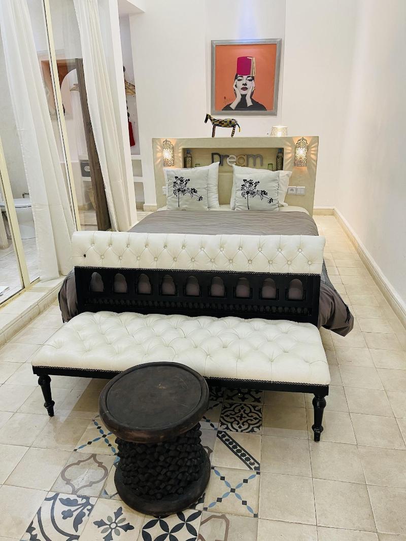 Riad 144 image