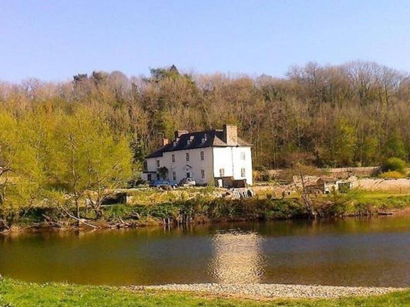 Aberllynfi Riverside Guesthouse image