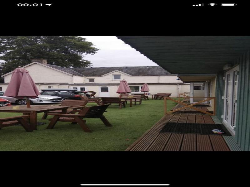 1 Loch Ness Hostel image