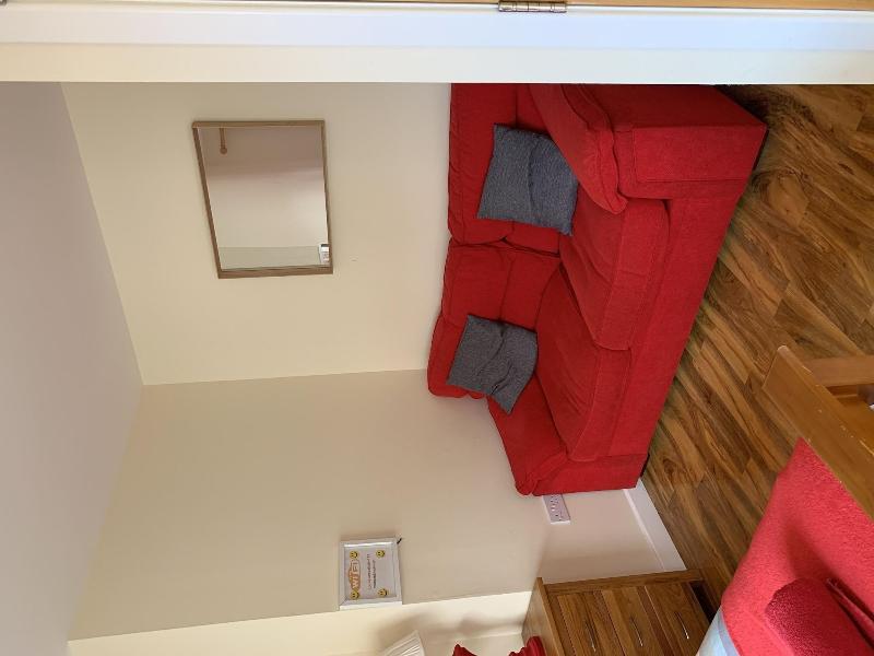 1 Loch Ness Hostel image