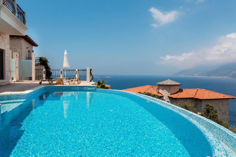 Hillcity Hotel Adults Only image