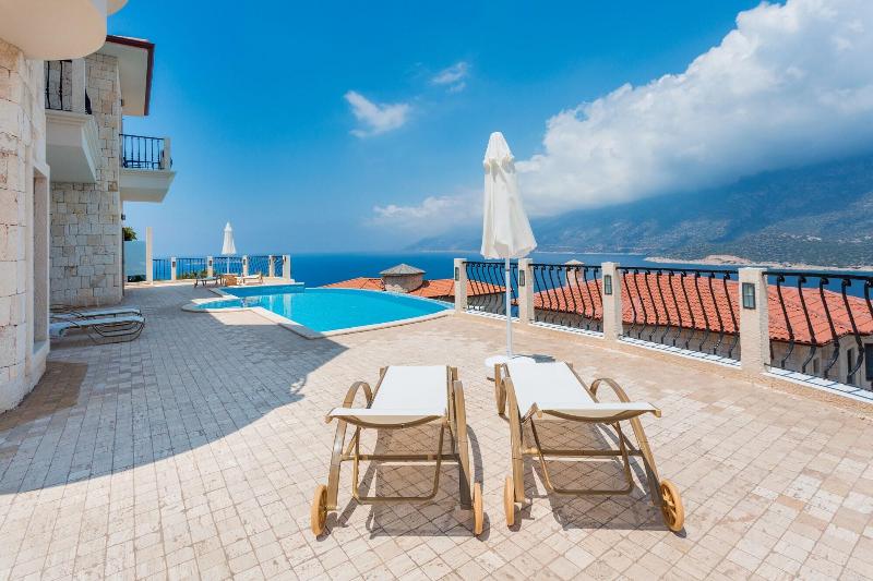 Hillcity Hotel Adults Only image