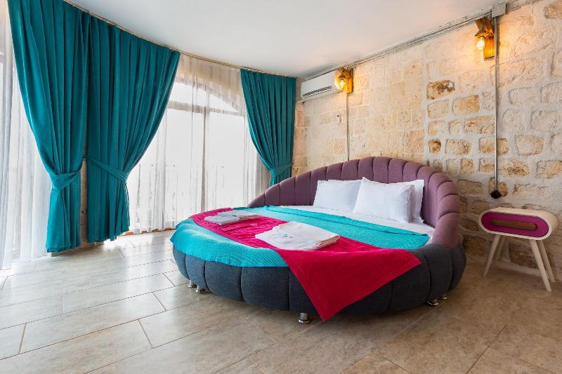 Hillcity Hotel Adults Only image