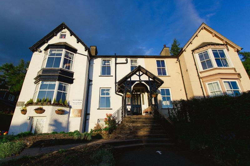 Blenheim Lodge image