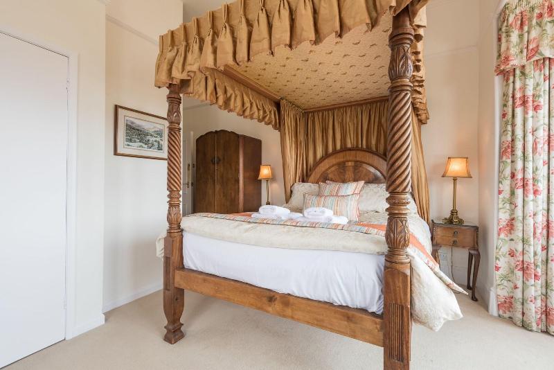 Blenheim Lodge image