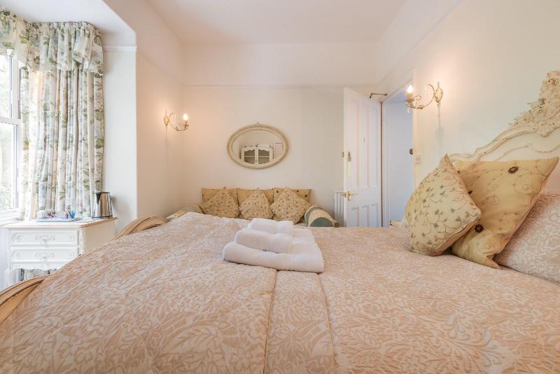 Blenheim Lodge image