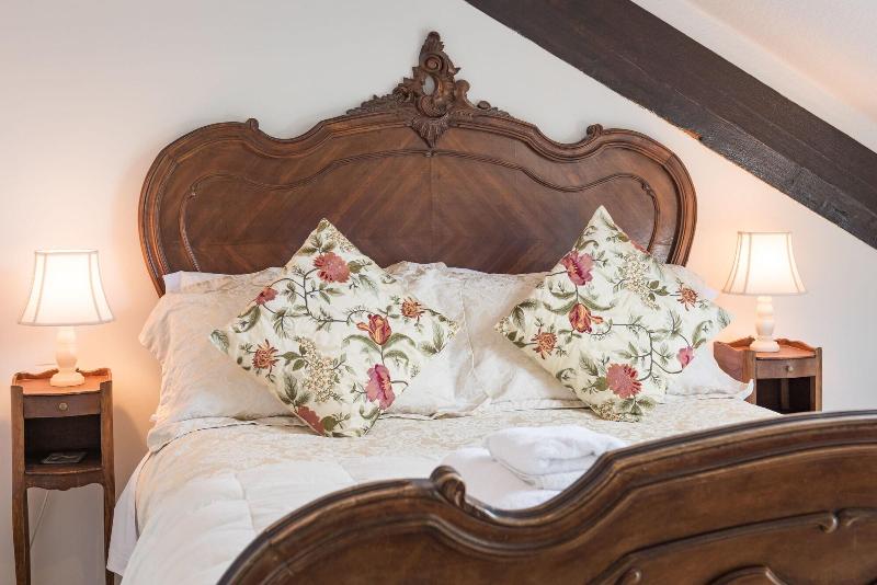 Blenheim Lodge image