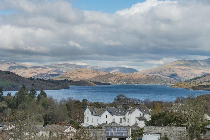 Blenheim Lodge image