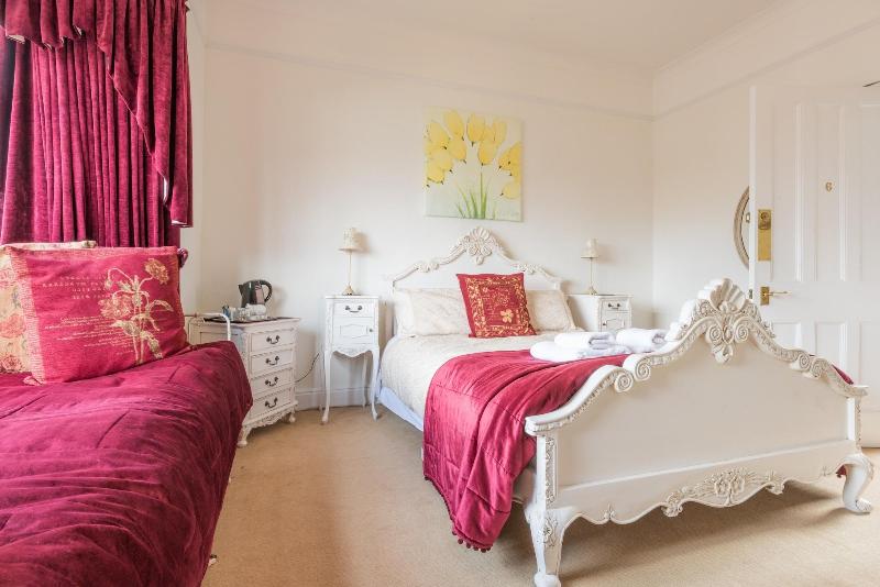 Blenheim Lodge image
