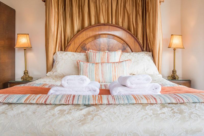 Blenheim Lodge image