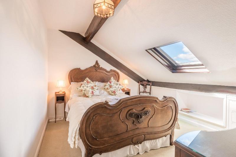 Blenheim Lodge image