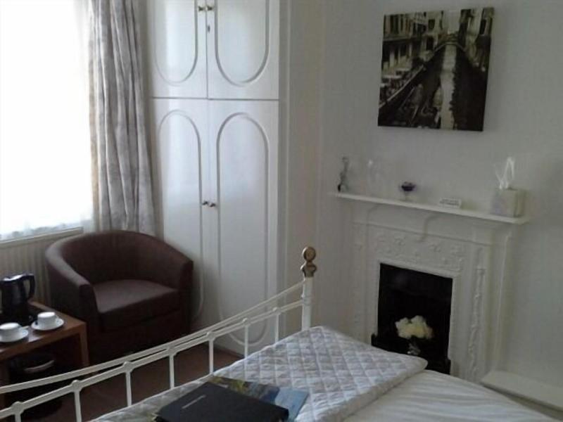Ellerbrook House image