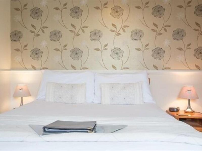 Ellerbrook House image