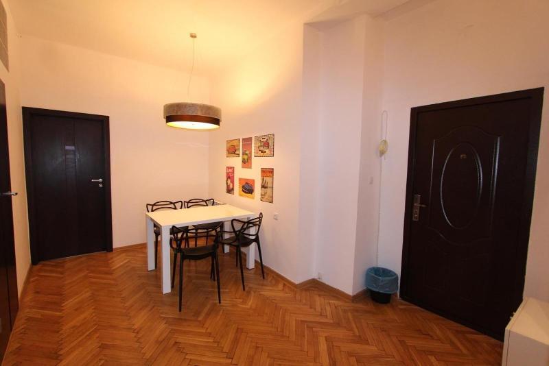 Hostel Chmielna 5 Rooms Apartments image