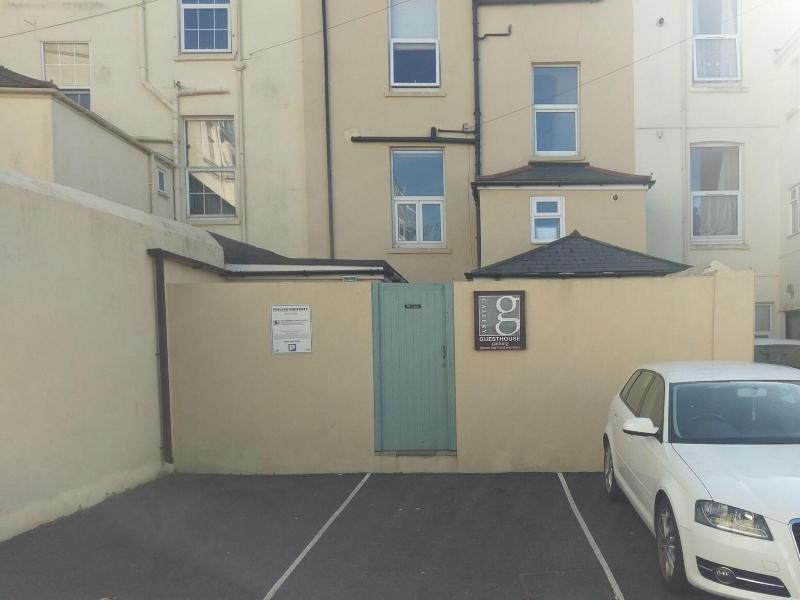 Gallery Guesthouse image