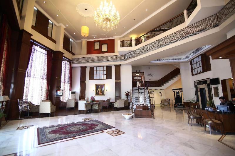 Hotel President