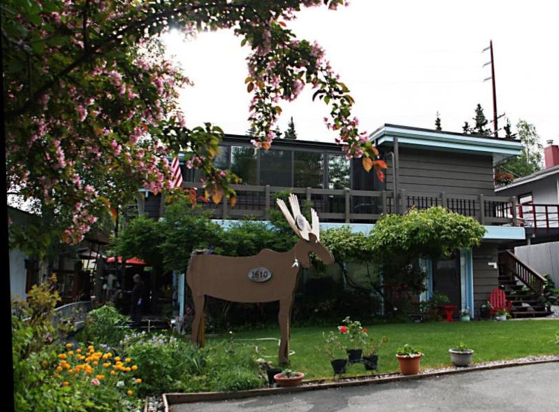 Anchorage Walkabout Town B B
