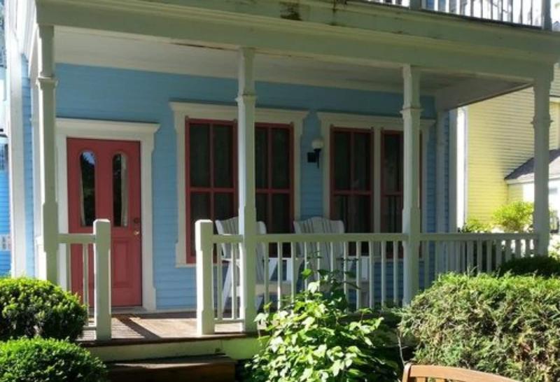 White Lace Inn image
