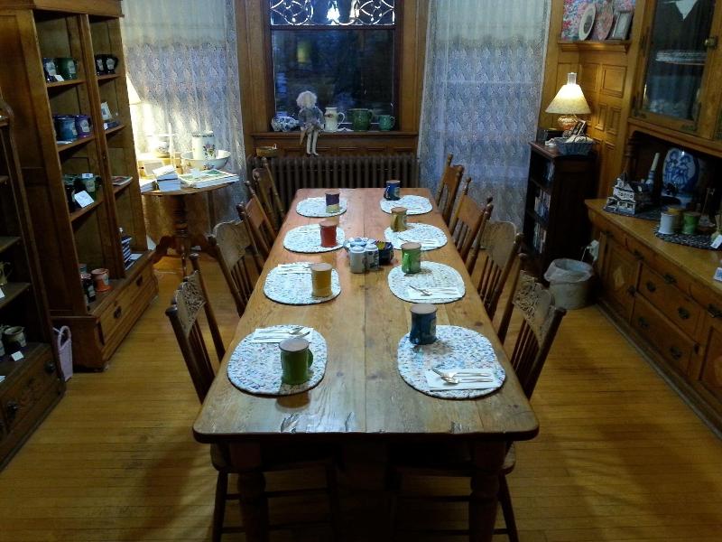 White Lace Inn image