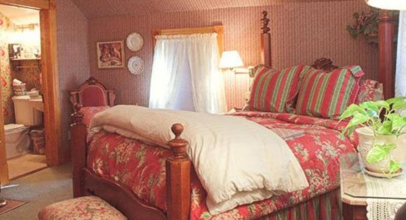 White Lace Inn image