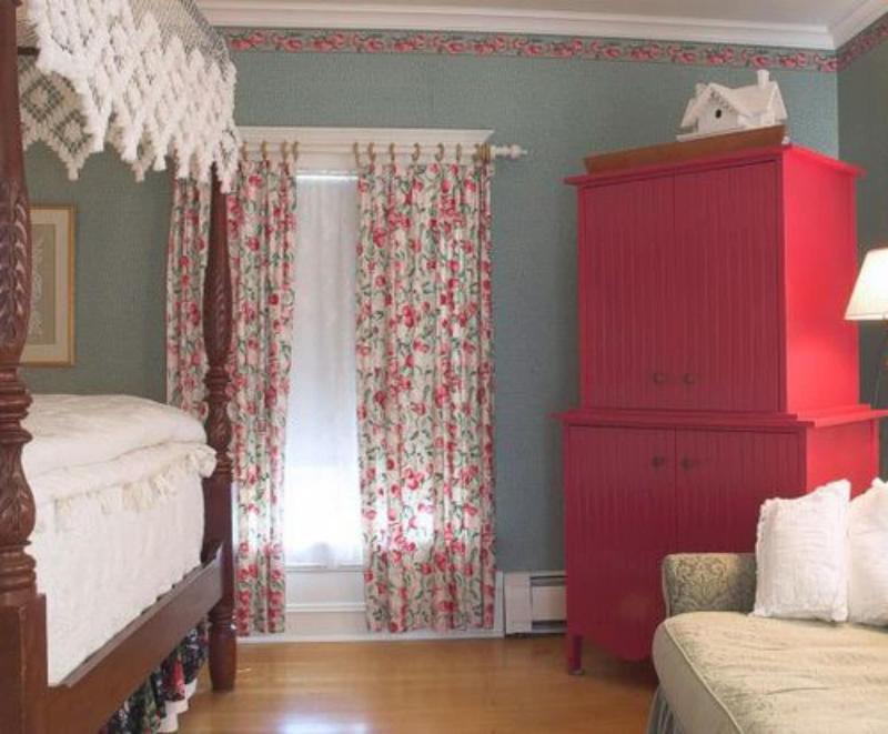 White Lace Inn image