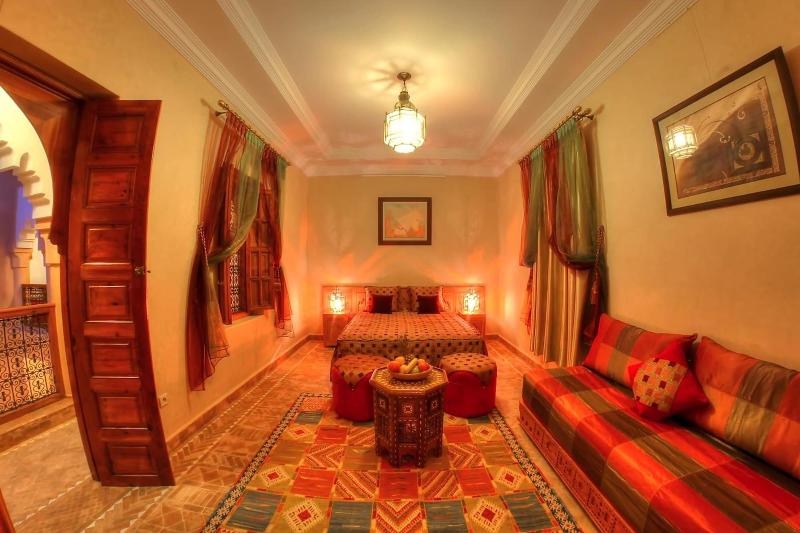Dar Tasnime image