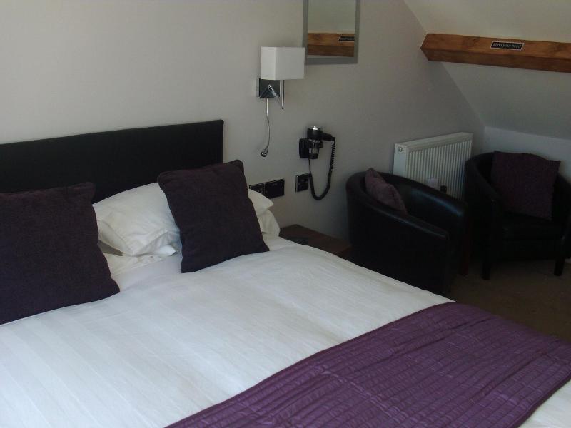Farnham Hotel image
