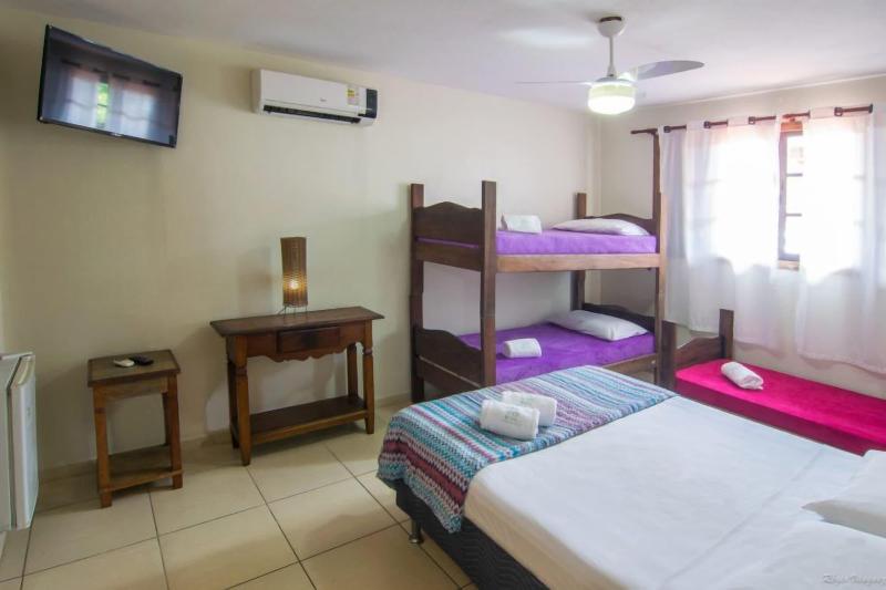 Geko Hostel Pousada Paraty image