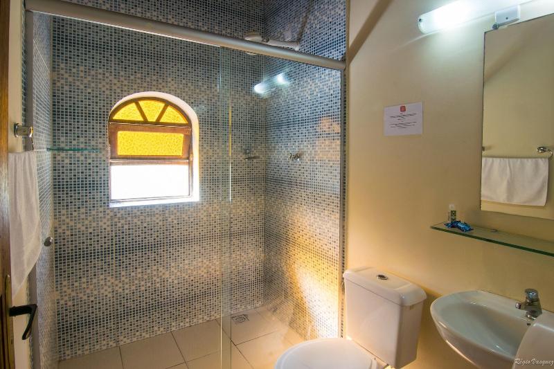 Geko Hostel Pousada Paraty image