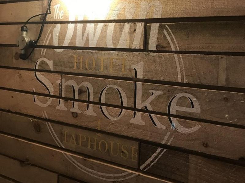 The Swan Hotel Smoke Taphouse