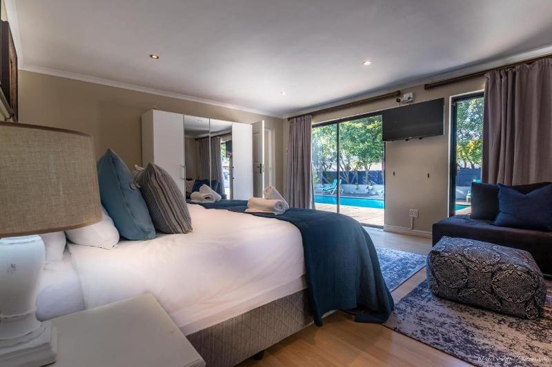 Atlantic Bay Lodge image