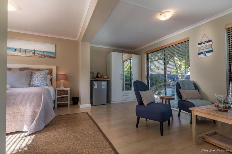 Atlantic Bay Lodge image