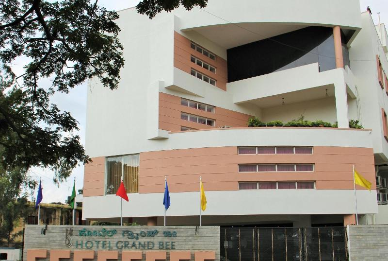 Hotel Grand Bee image