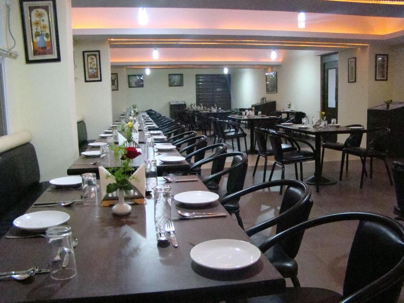 Hotel Grand Bee image