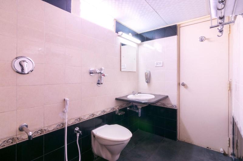 Octave Plaza Hotel image