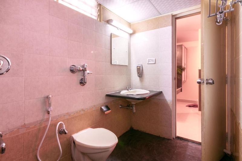 Octave Plaza Hotel image