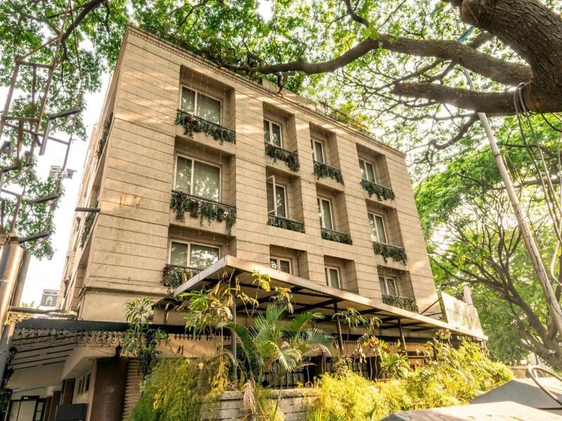 Octave Suites Residency Rd image